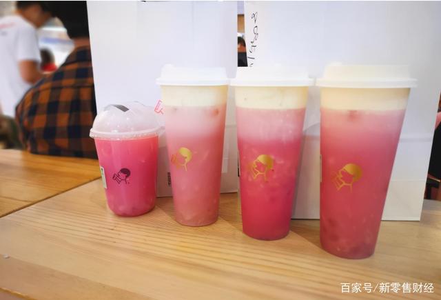 茶颜悦色与喜茶同为顶流品牌，背后有什么成功逻辑？(图11)